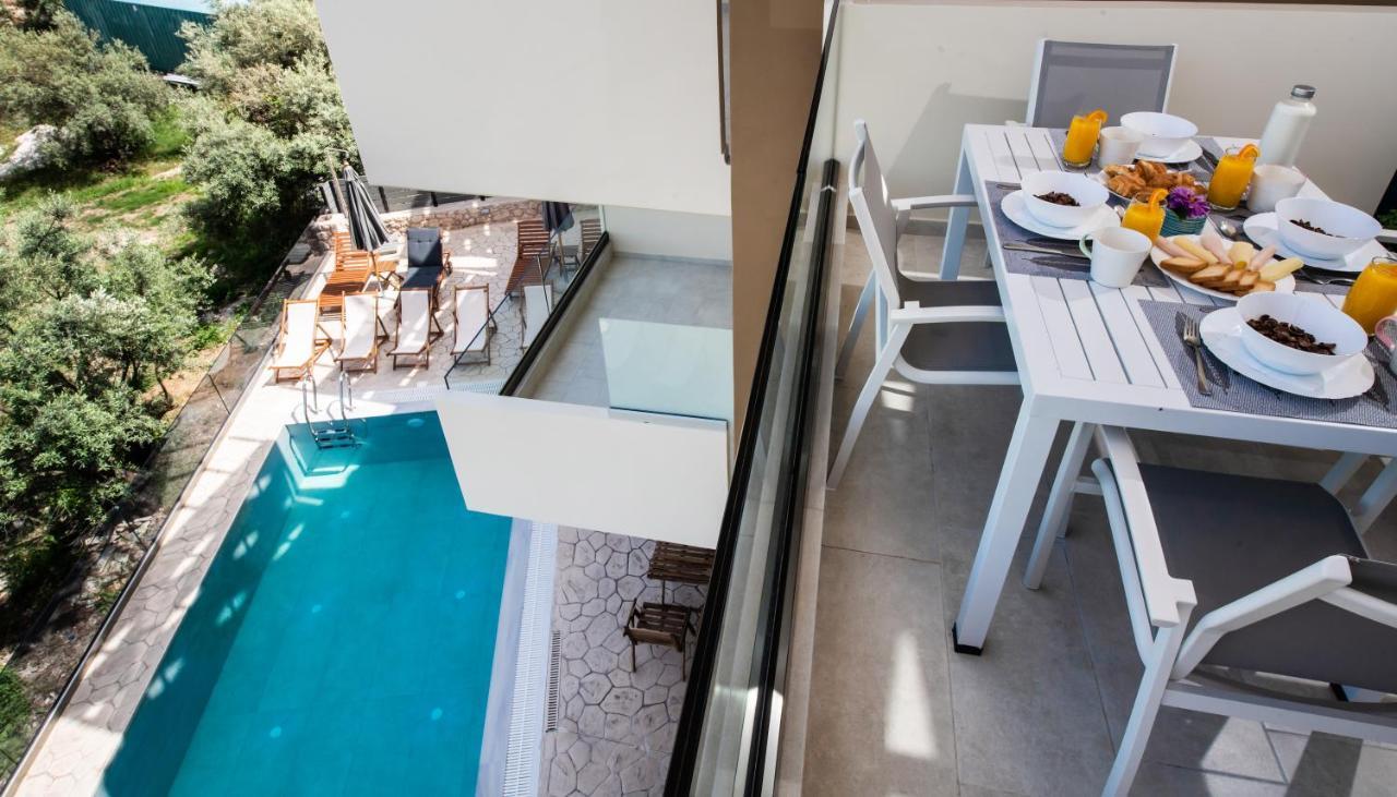 Bianco Stylish Maisonette نِكيانا المظهر الخارجي الصورة