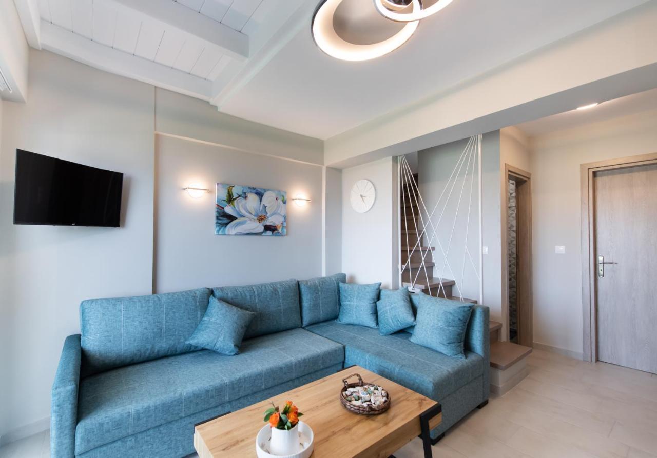 Bianco Stylish Maisonette نِكيانا المظهر الخارجي الصورة